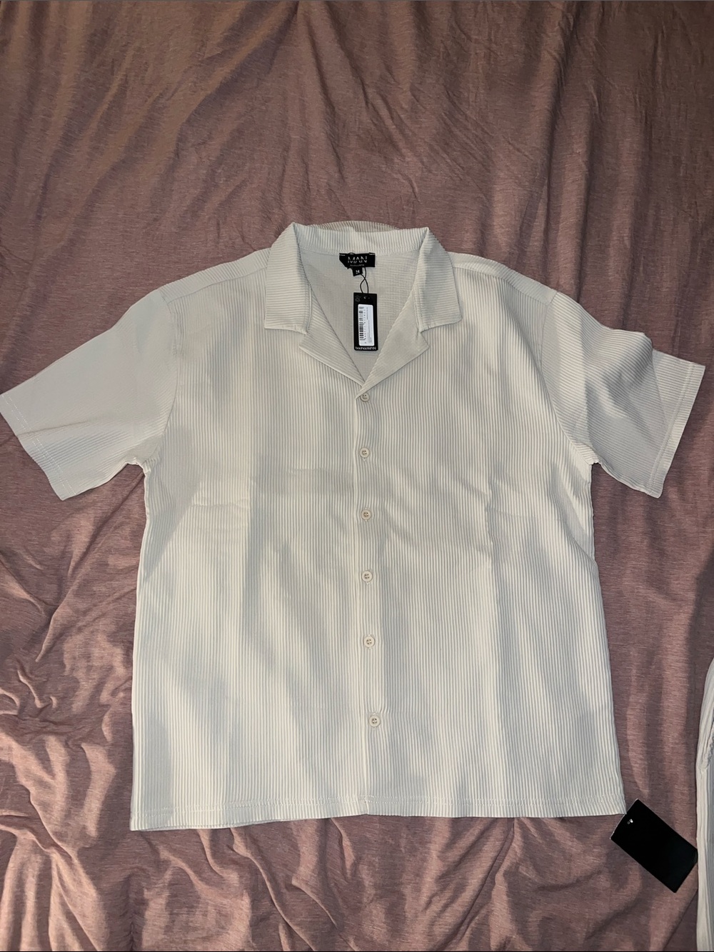 Boohoo Man Oversized Reverse Pleated Short Set - Picture 4 of 12